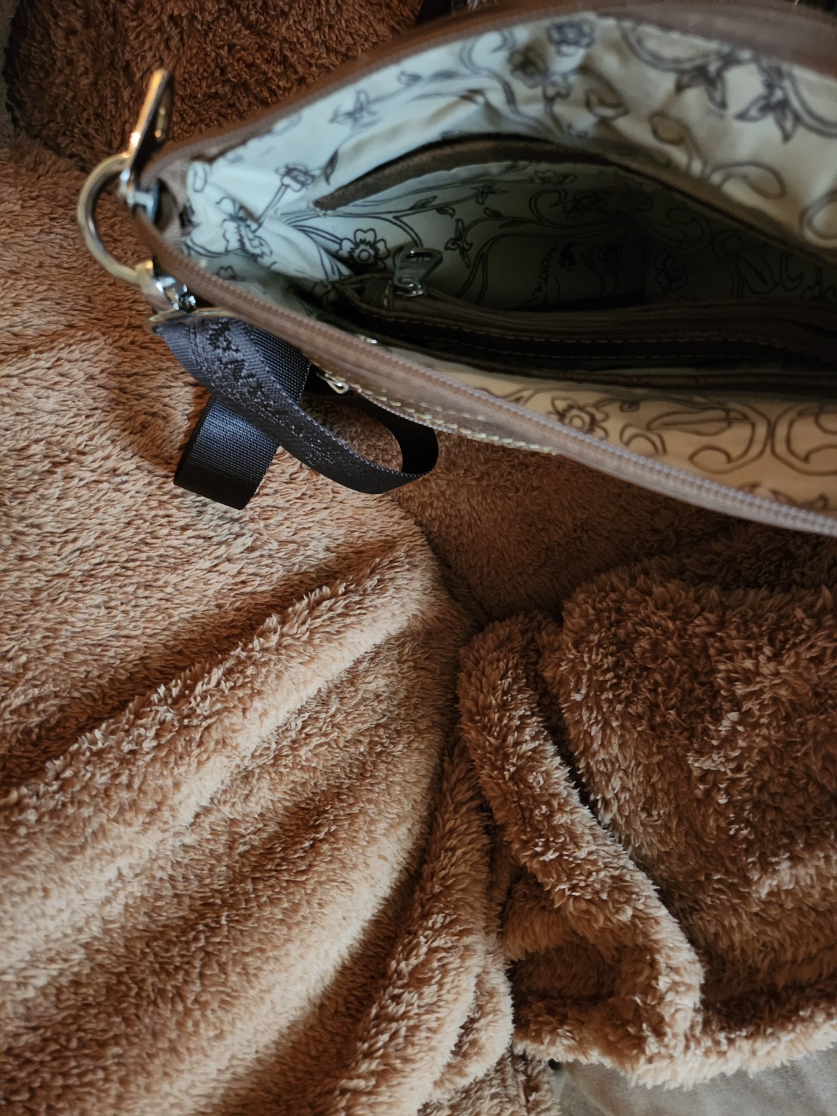 ***New without Tags*** Montana West Leather Purse With Horse design