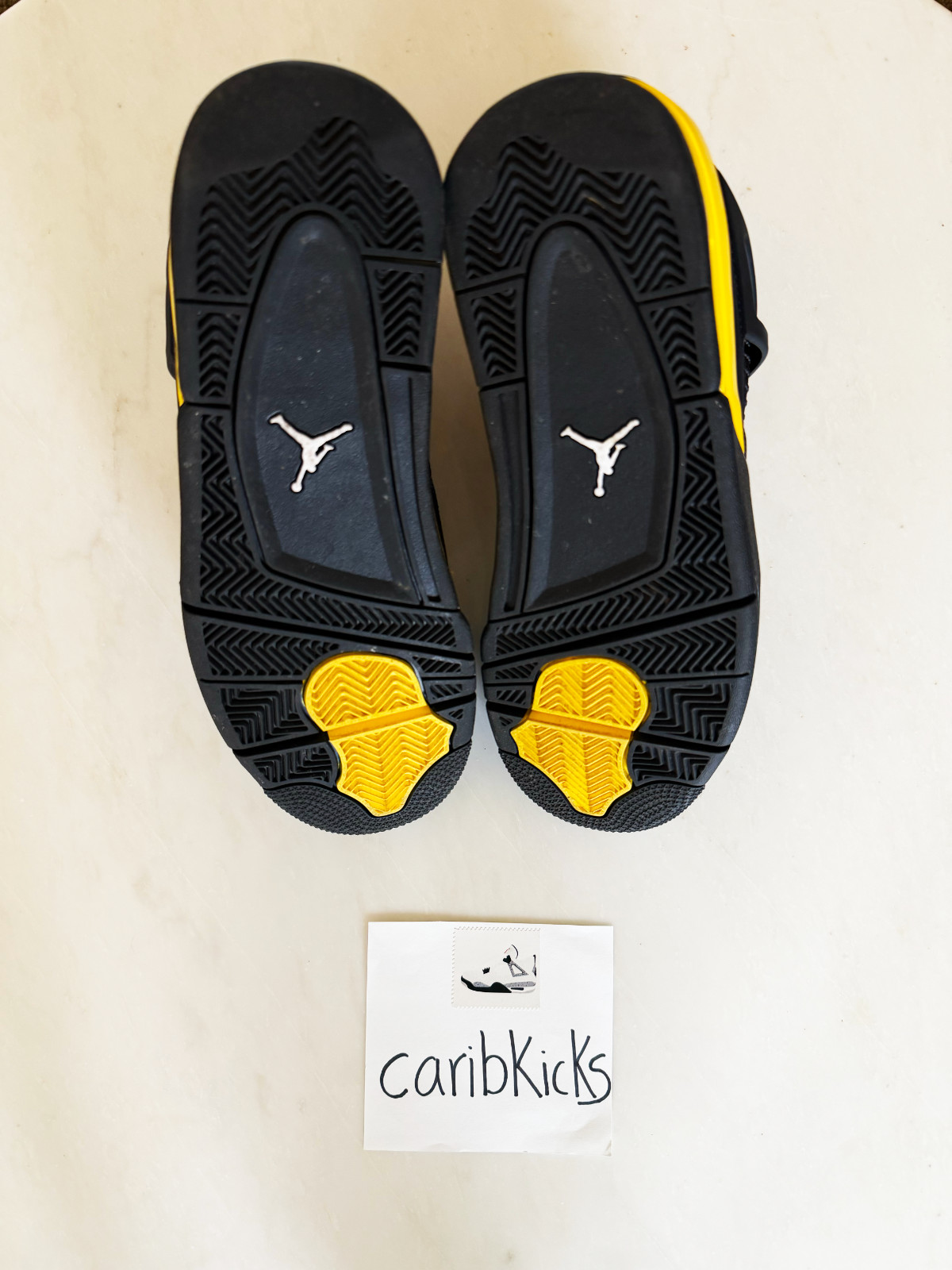 Size 8.5 – Air Jordan 4 Retro Mid Thunder Preowned (DH6927-017)