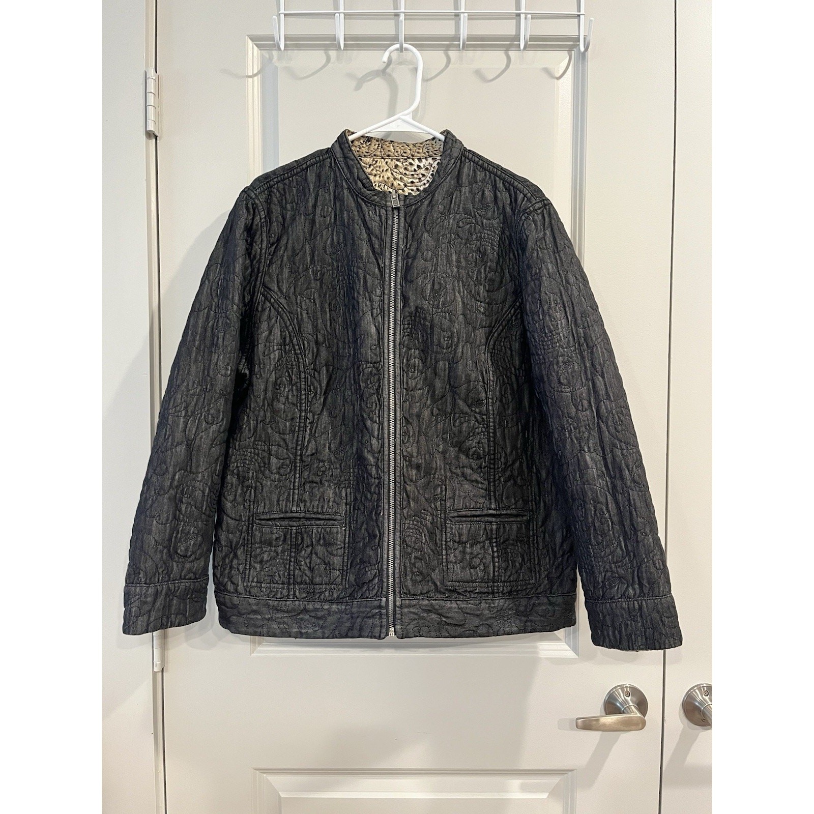 Chico’s Reversible Quilted Zip Jacket Leopard Animal Print Pockets Size 3 – A1