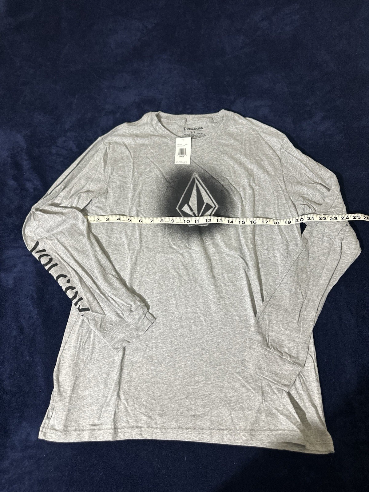 Volcom Long Sleeve Large Shirt NEW