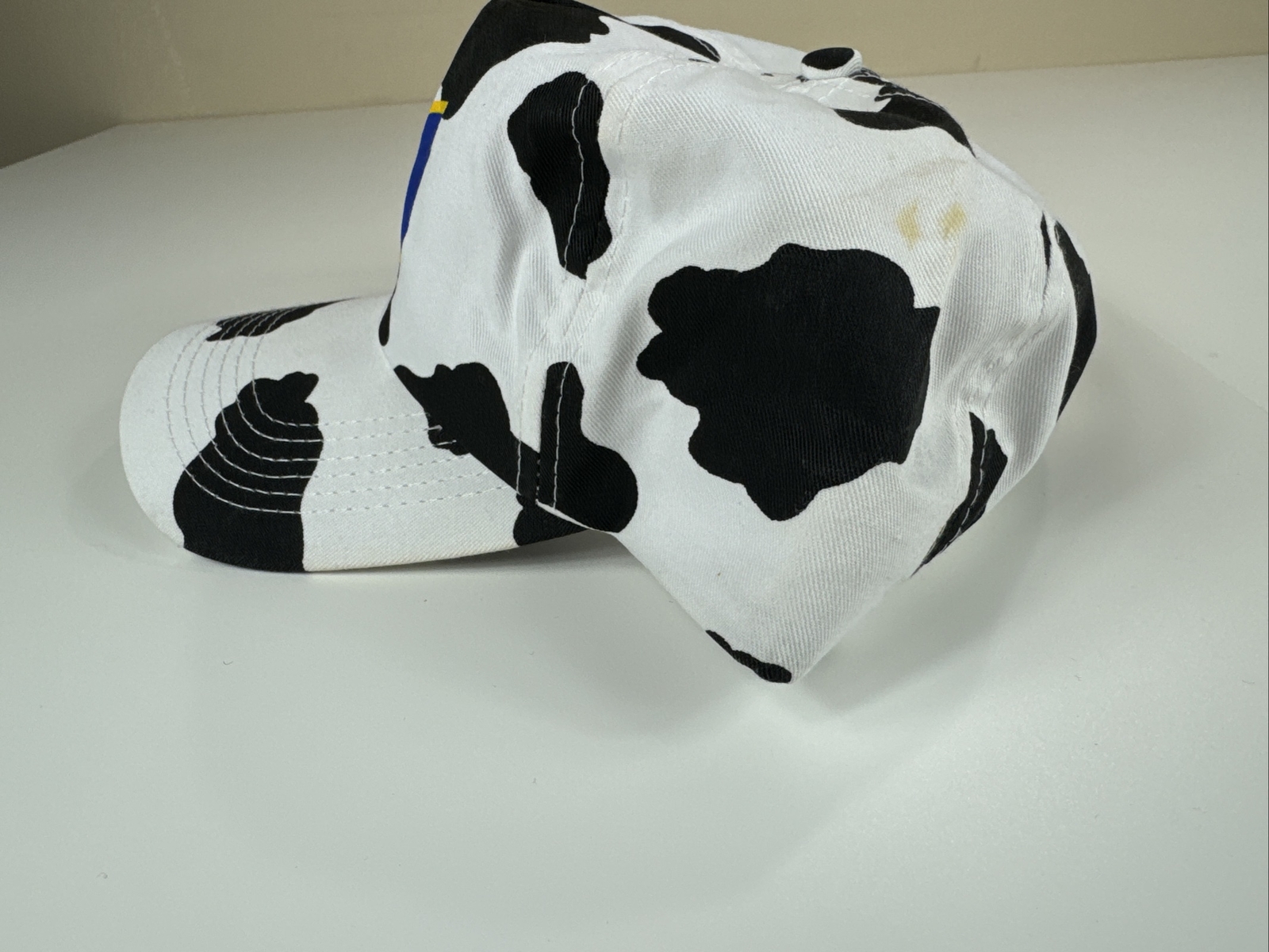 Vtg Golden Guernsey Dairy Cow Pattern Snapback Hat Black White Spotted Cap Y2K