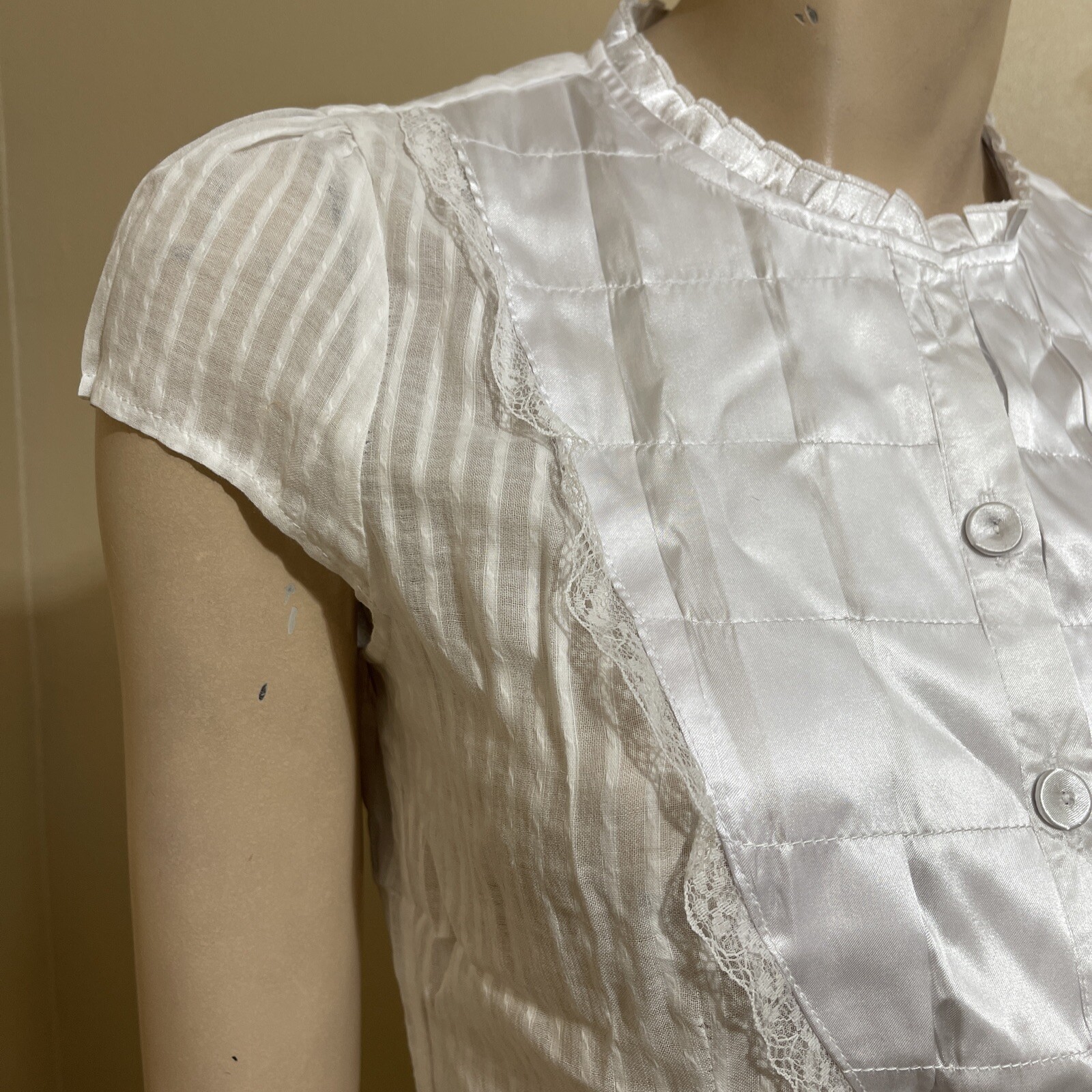Women’s White Cotton Casual Sheer Striped Lace Satin Buttons Size L Blouse Top