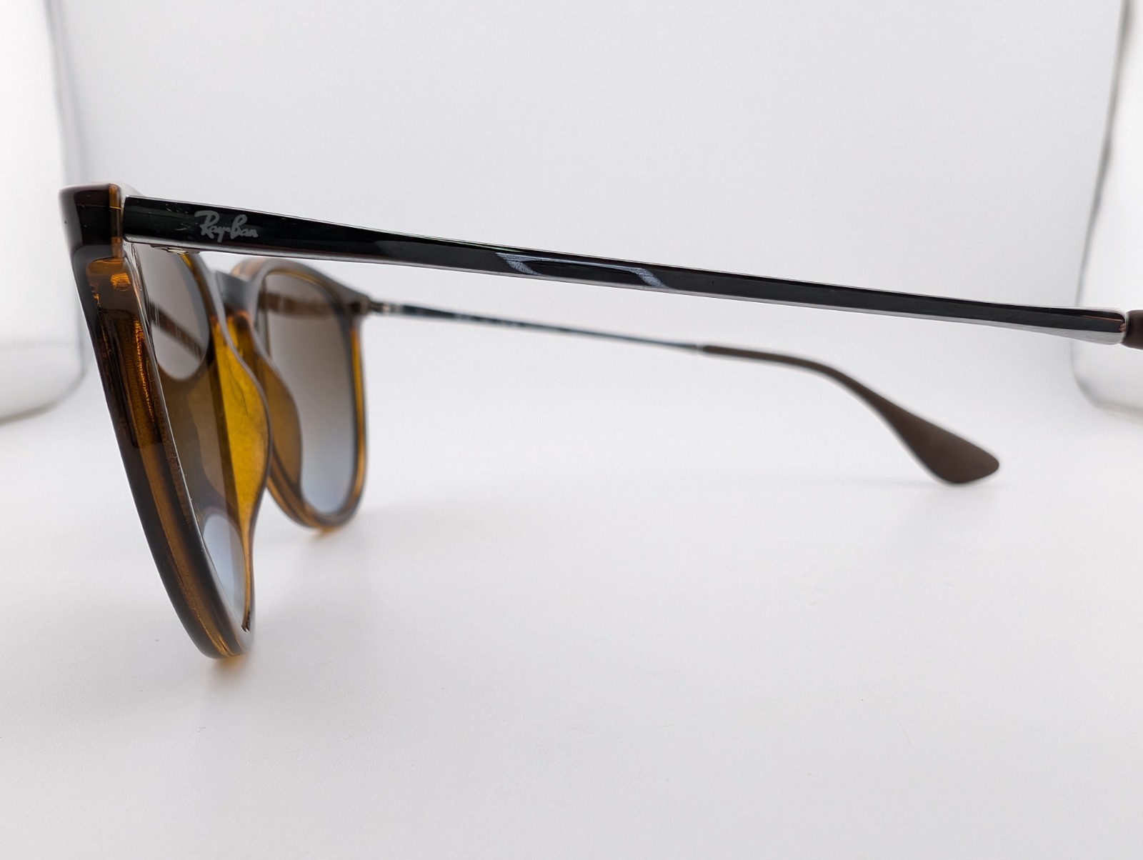Ray-Ban Sunglasses, Polarized Lenses, Erika RB 4171 710/T5, 54-18-145, Thailand