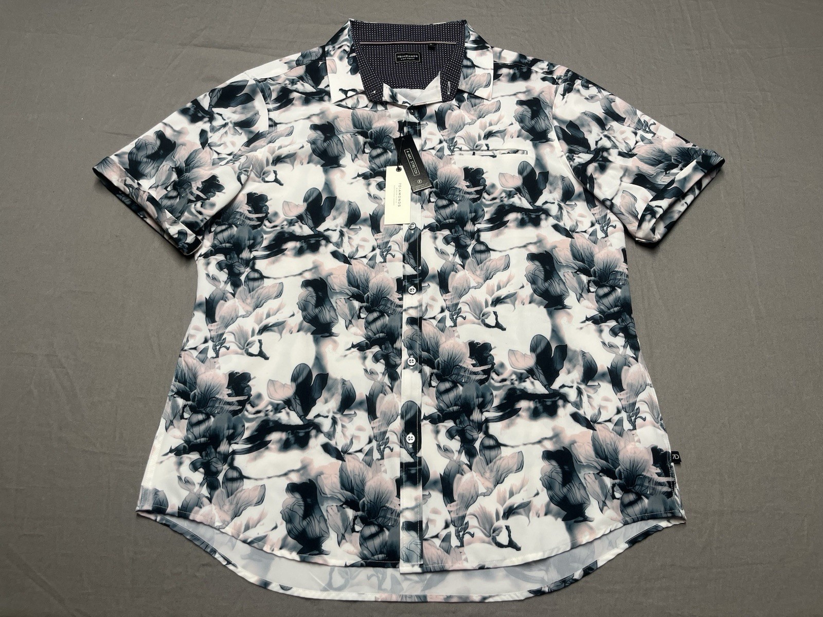 NWT 7 Diamonds Button Up Men’s Size XL 4 Way Stretch One Man Band Vintage White