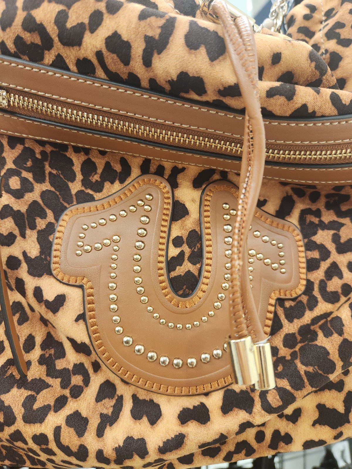 TRUE RELIGION LEOPARD PRINT HORSESHOE CHAIN DANGLE LARGE SHOULDER BAG TRENDY