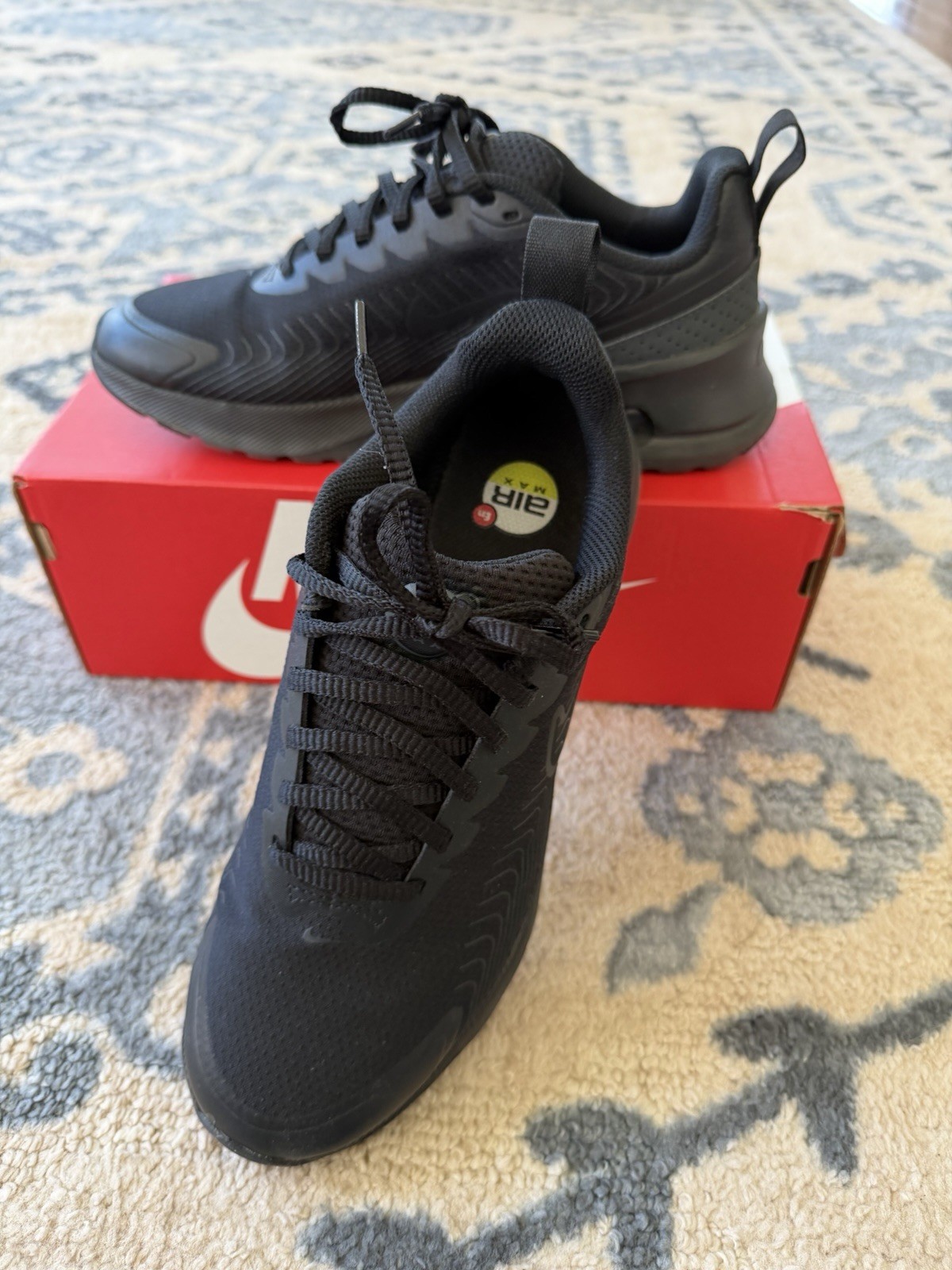 Nike Air Max Nuaxis Mens Size 8 Triple Black Running Sneakers Trainer Shoes