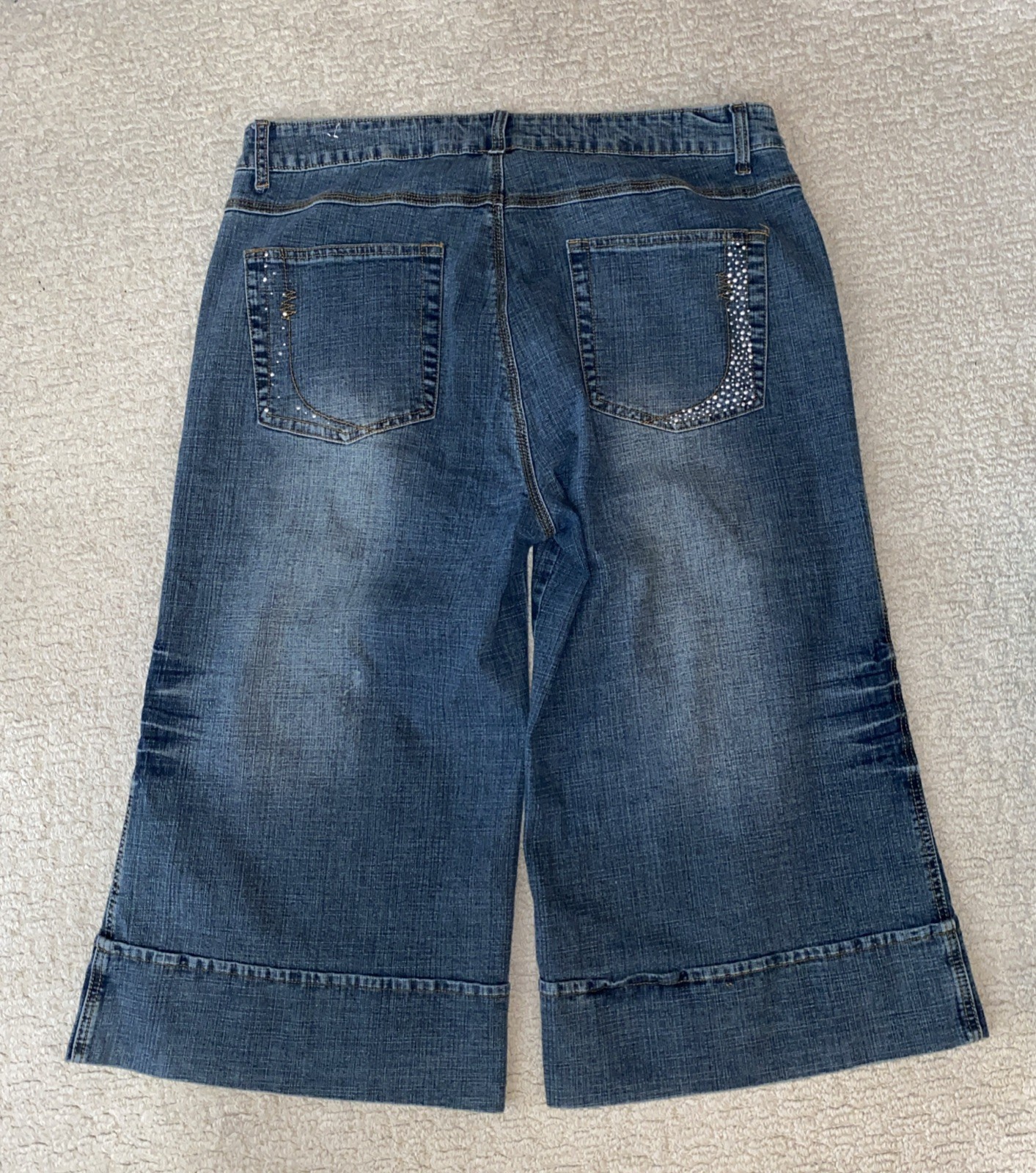 APOLLO JEANS Women’s Capri With Silver Stud Designs Size-21/22
