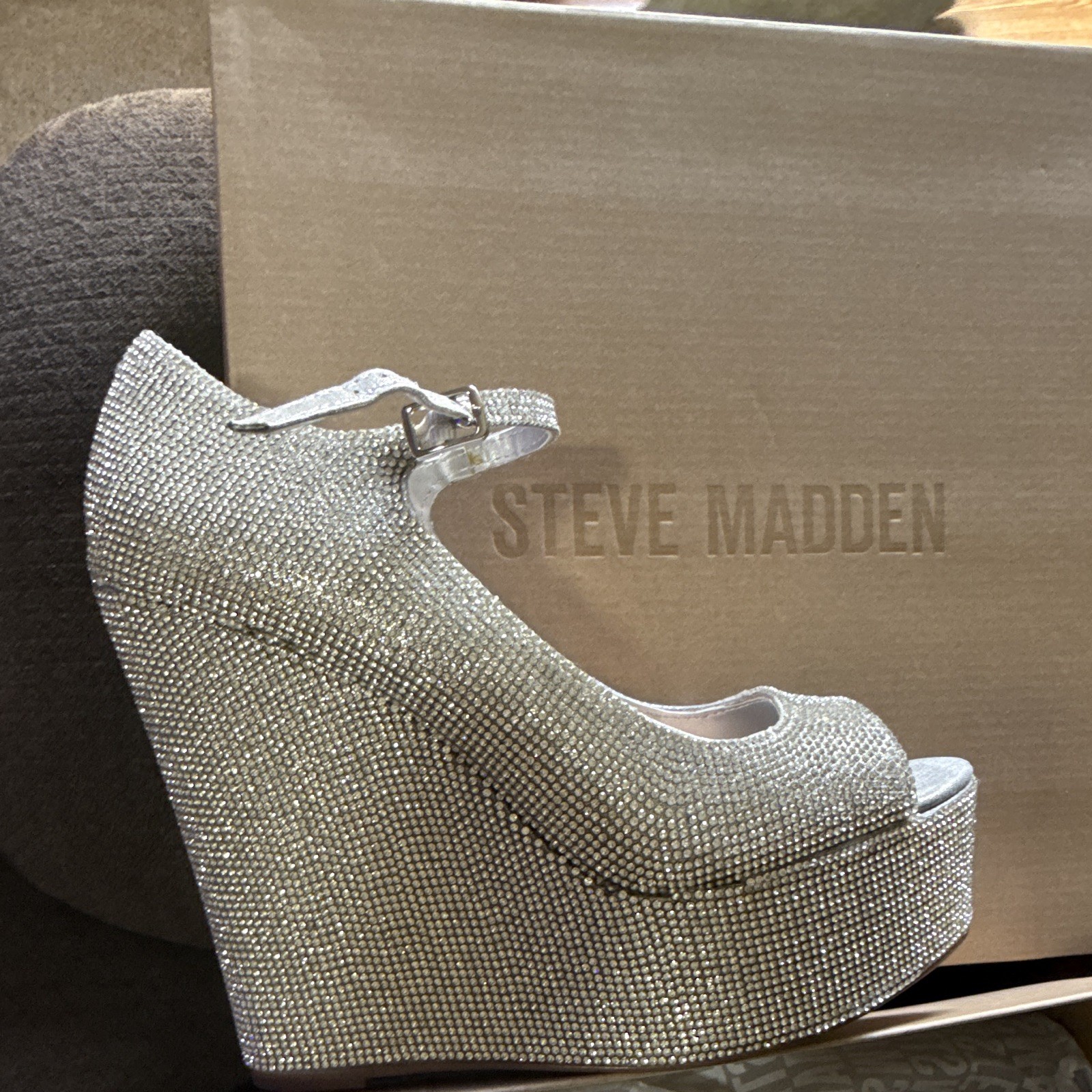 Steve Madden Silver Rhinestone Platform Wedge Open Toe Ankle Strap Heel 9