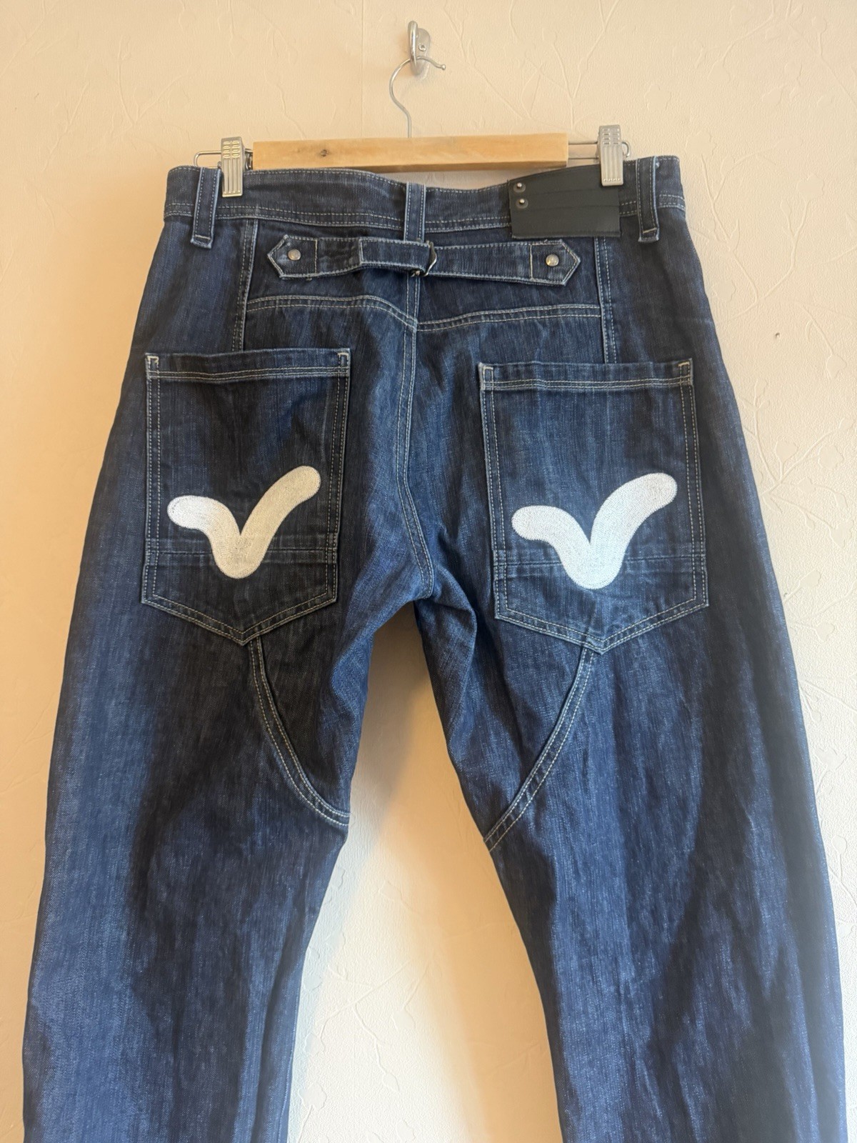 Voi Shearer Raw Y2K Back Pocket Print Button Fly Jeans W34 L34 (LB)