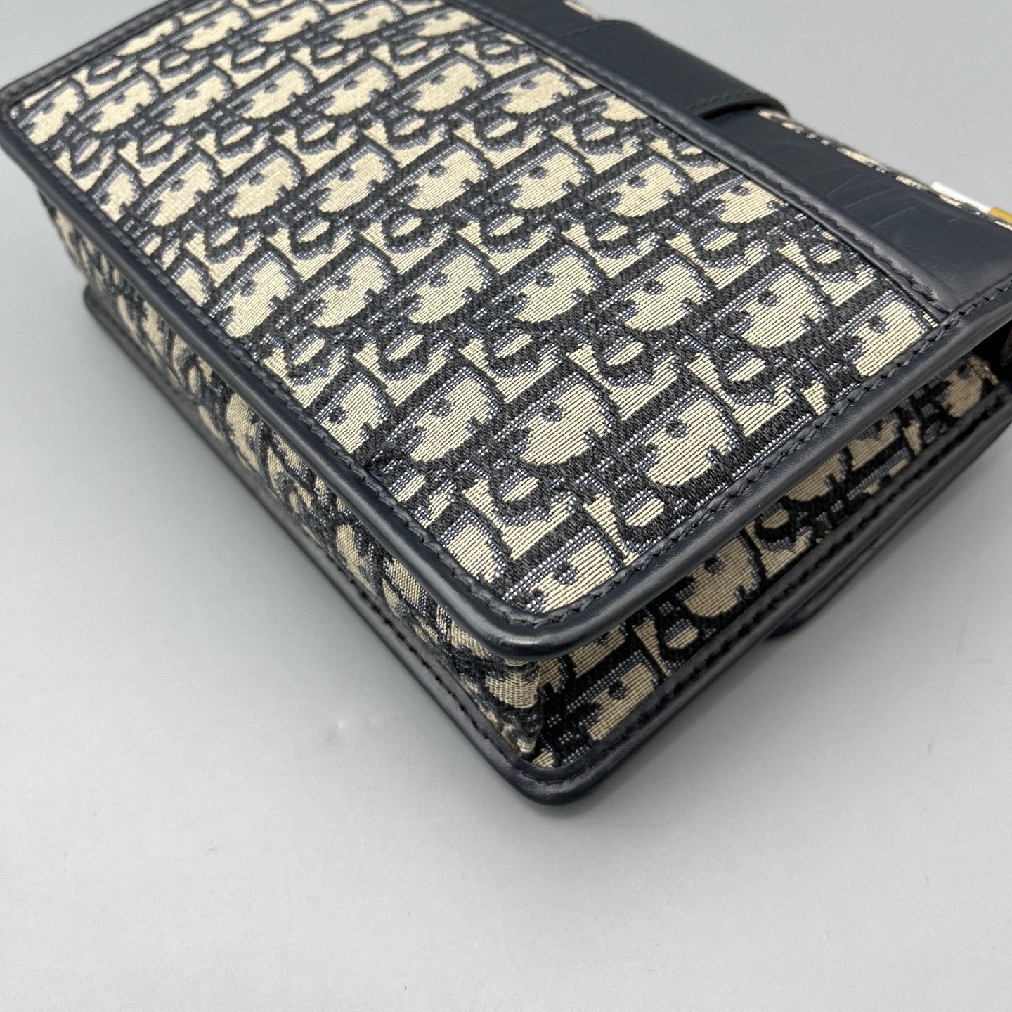 Dior Pre-Owned Authentic Luxury Handbag Monogram 24*17*7cm
