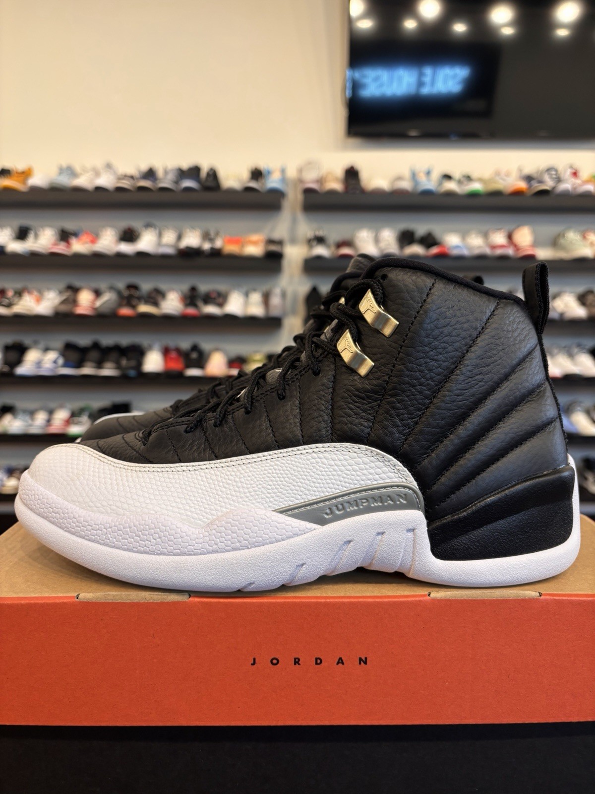 Jordan 12 Retro Playoff 2022 Size 8 Brand New CT8013-006 Black White