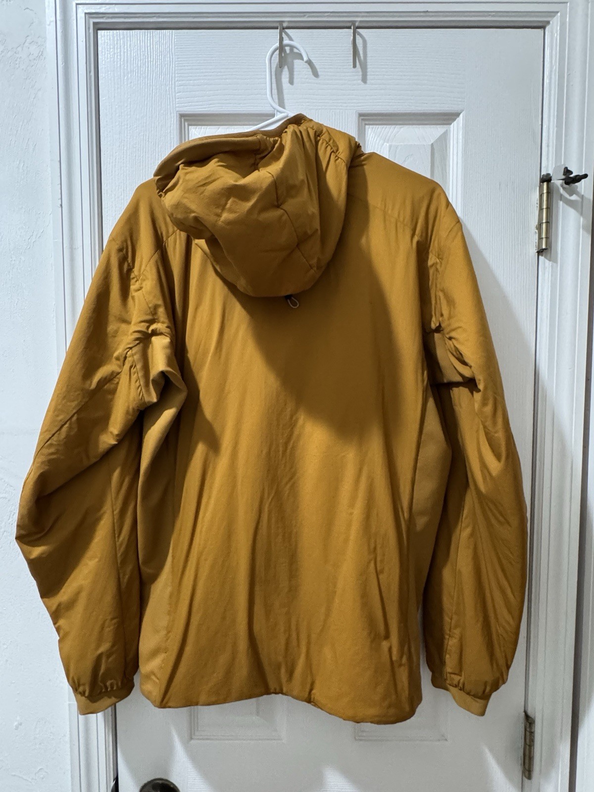 Arc’teryx Atom Hoody Men’s Medium Yukon