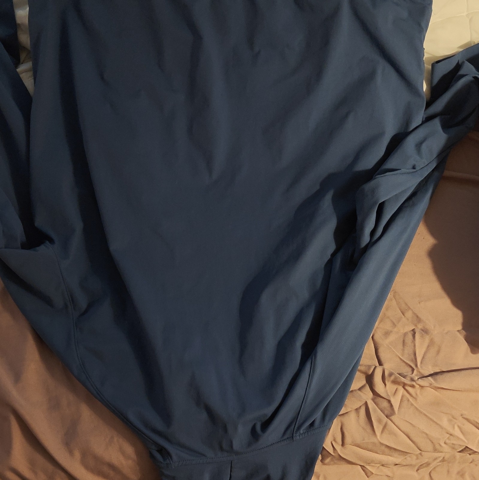 Uniqlo Jacket Medium Blue Hooded Softshell Water Resistant Windproof