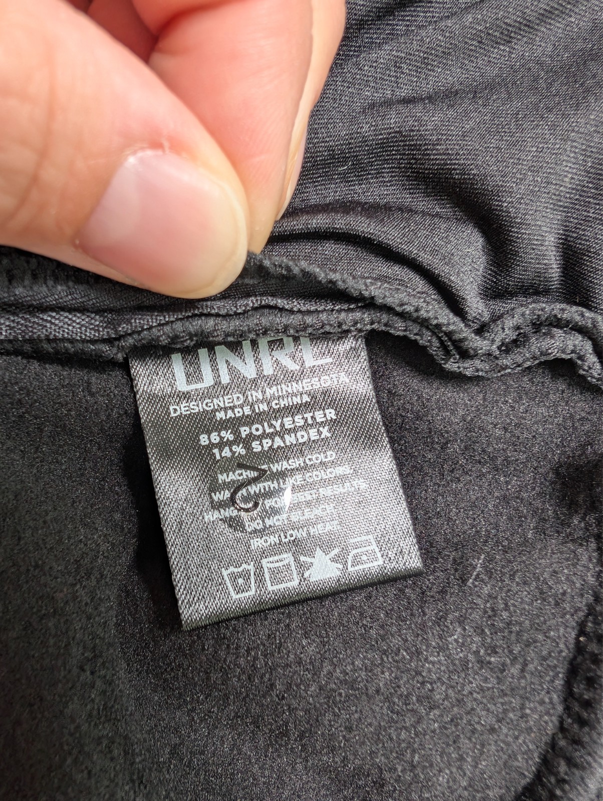 UNRL Crossover Crewneck Mens 2XL Black Performance Pullover w/Logo NWT
