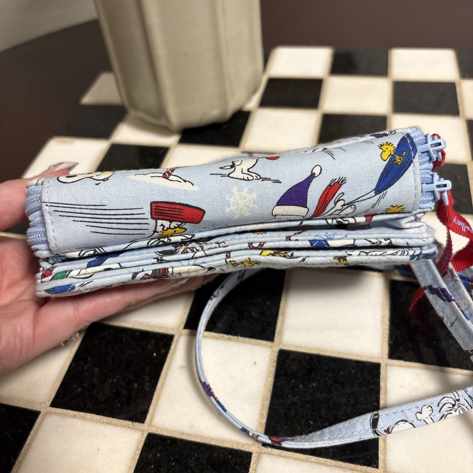 Vera Bradley 2021 Ski Jump Snoopy Peanuts Gang RFID All In One Crossbody Bag