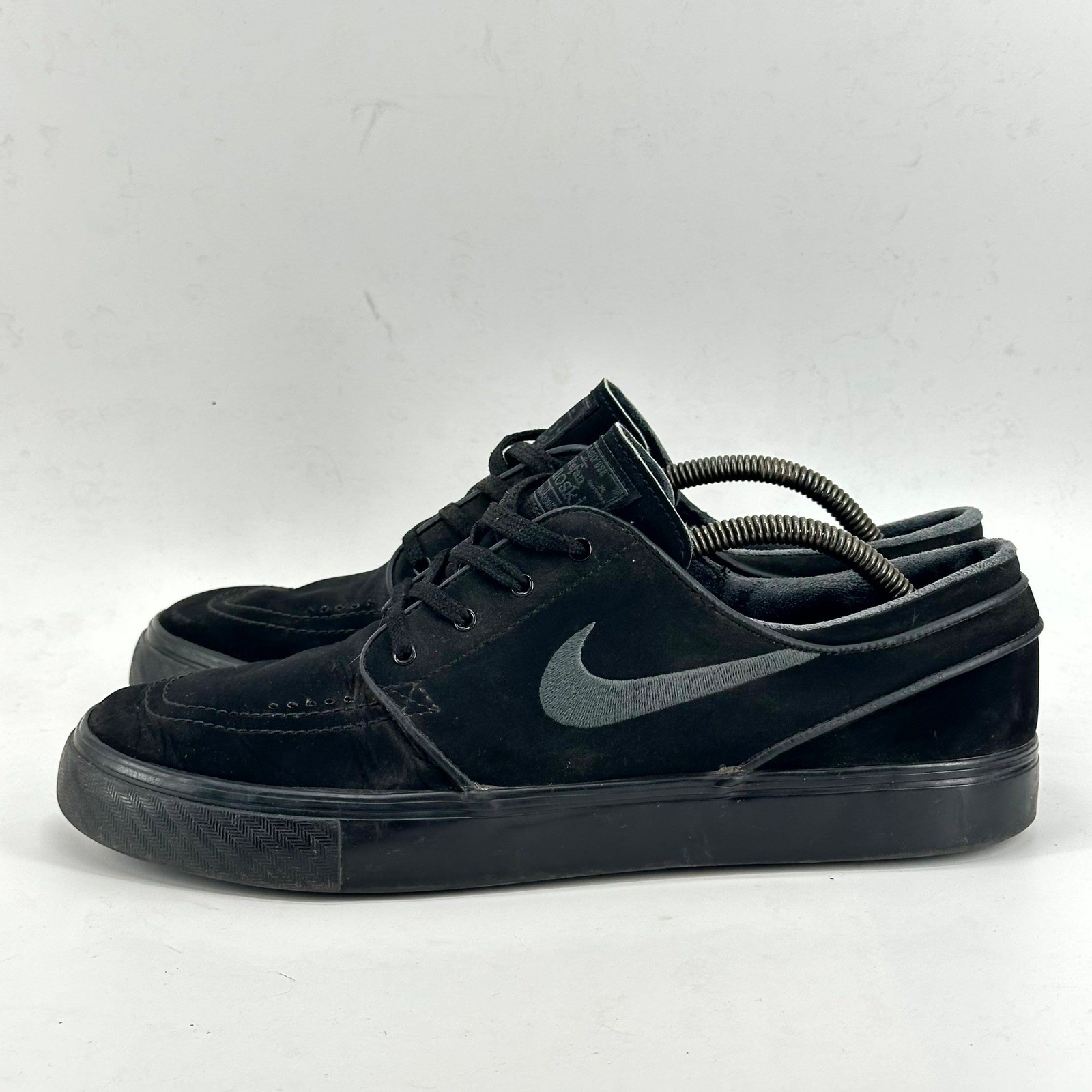 Nike SB Stefan Janoski Triple Black Suede Skateboard Shoes Men’s 10 633014-022