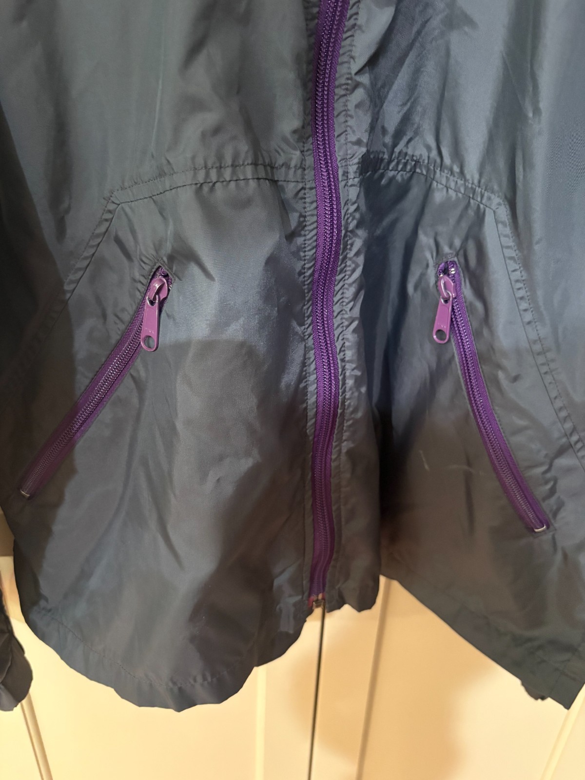 Vintage EMS Eastern Mountain Sports Jacket Windbreaker Men’s Full Zip Nylon M