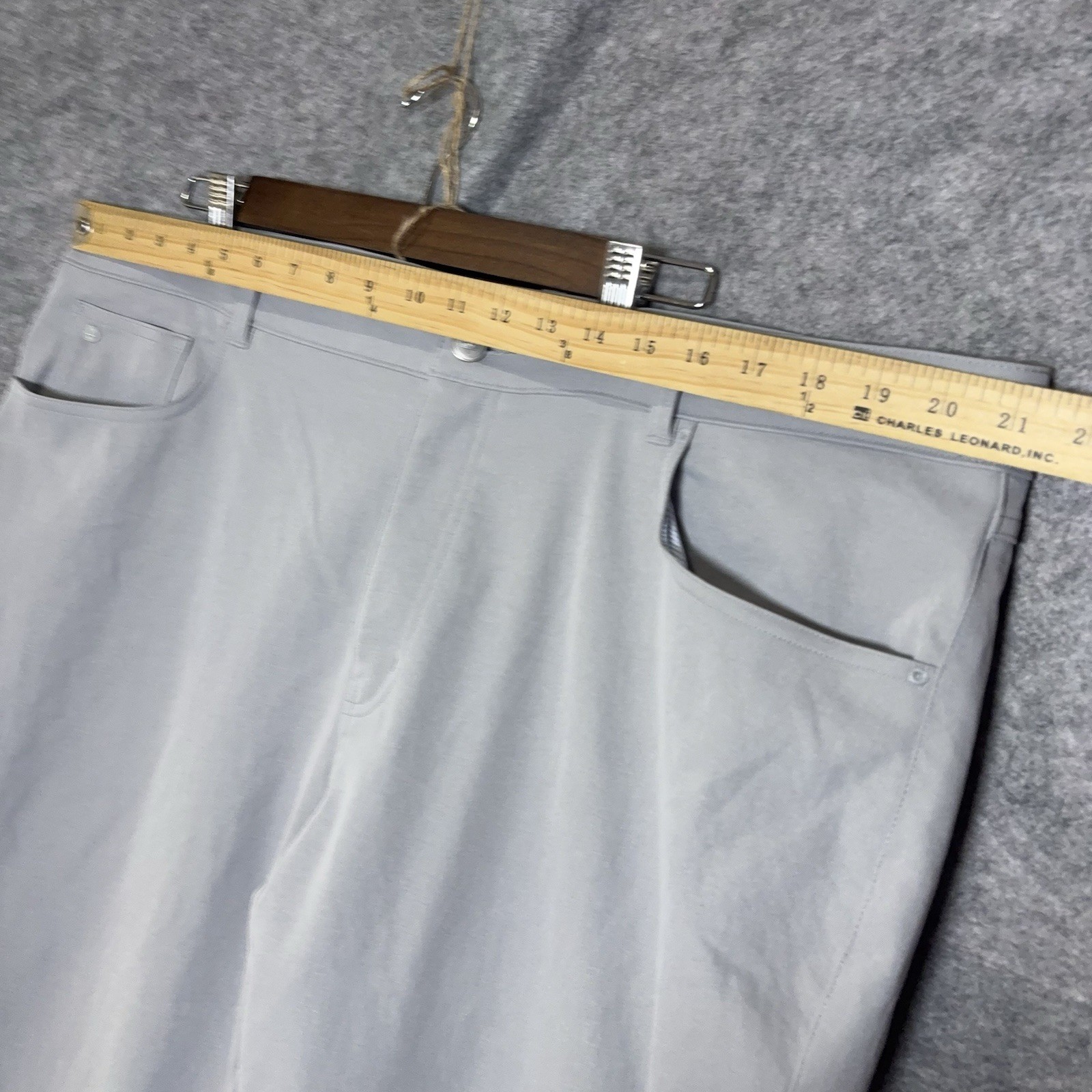 Peter Millar eb66 Pants Mens 40×30 Gray 2-Way Stretch Performance -SIZE NOTE