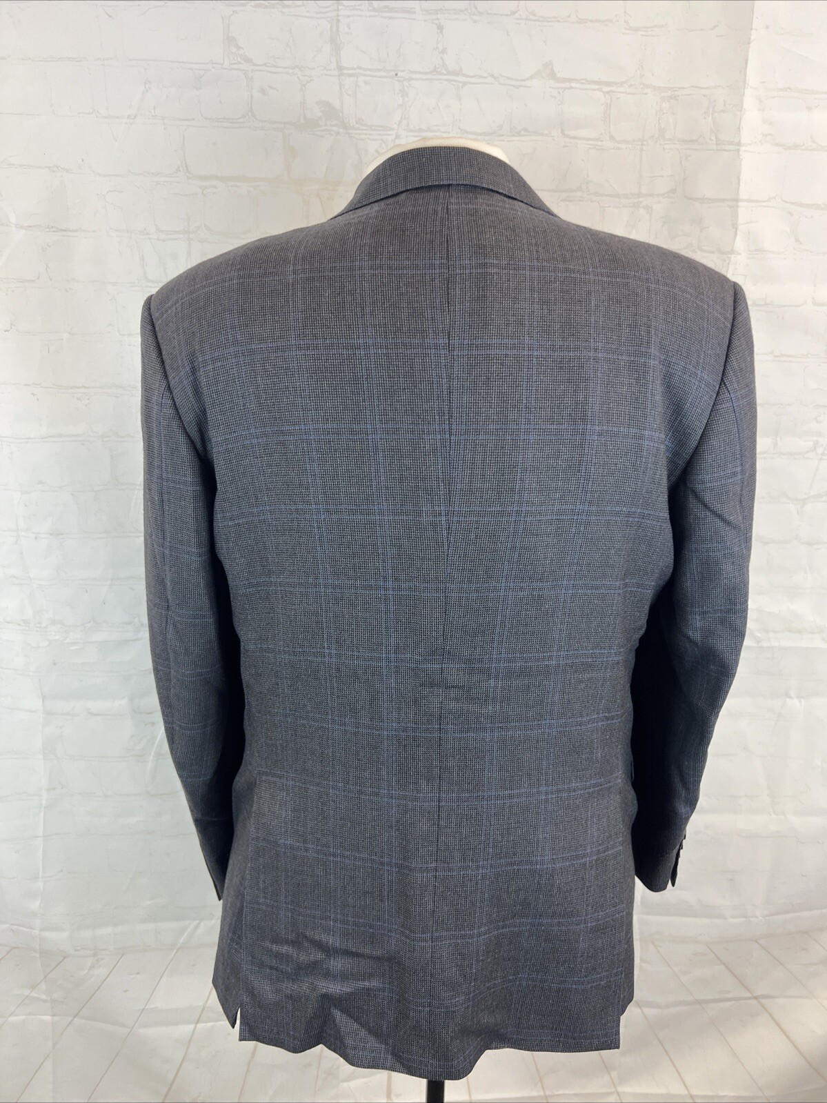 Corneliani Italy Men’s Dark Gray Blue Plaid Cashmere Wool Blazer 40S $1,595