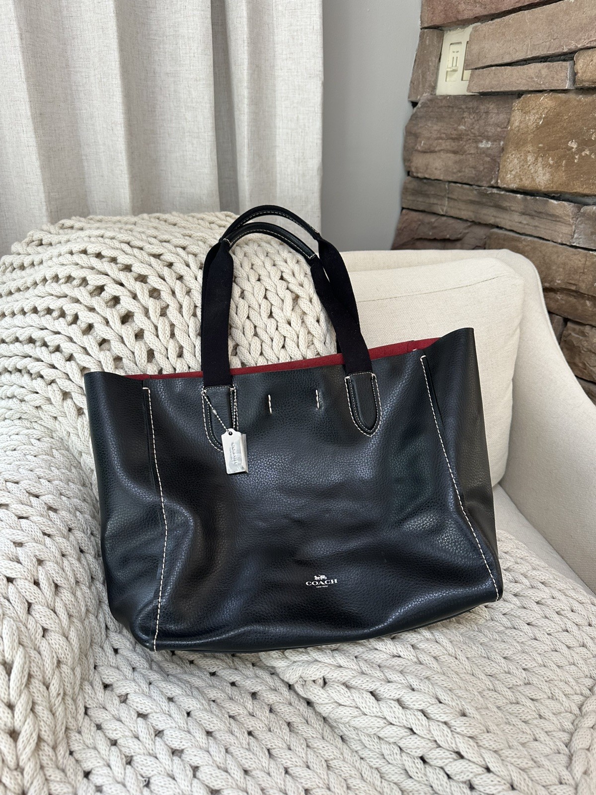 Authentic COACH Derby Tote in Black Pebbled Leather – Oxblood Red
