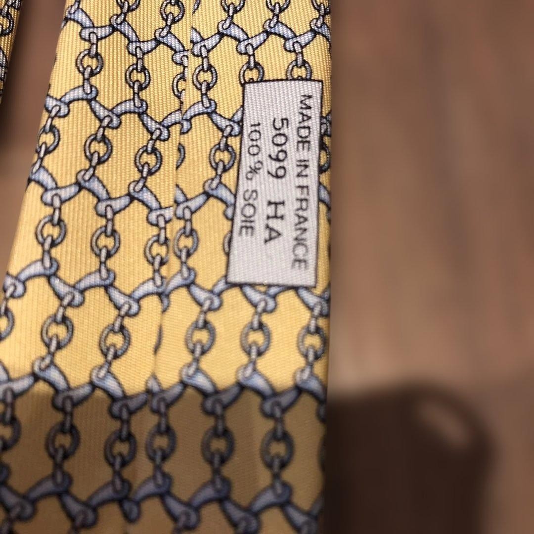 HERMES Silk 100% Necktie Chain Pattern Yellow Blue Gray 9cm New