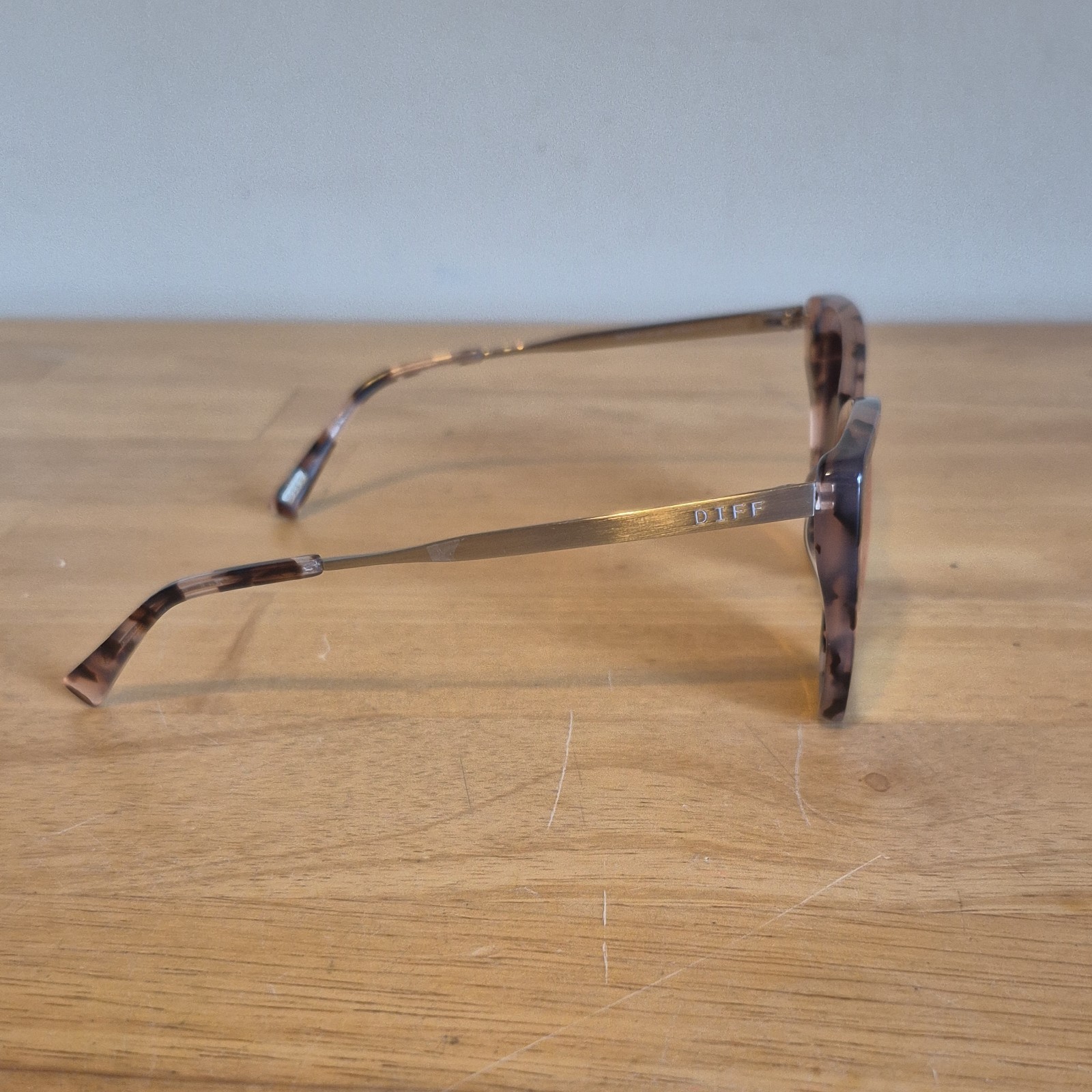 DIFF Mirror Sunglasses Becky II HM-TF30P Pink Tortoise Cat Eye Frame