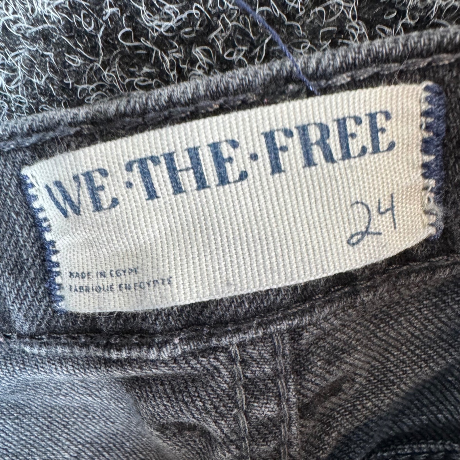 We The Free People Horseshoe Barrel Leg Jeans Black Washed Raw Cuff Size 24