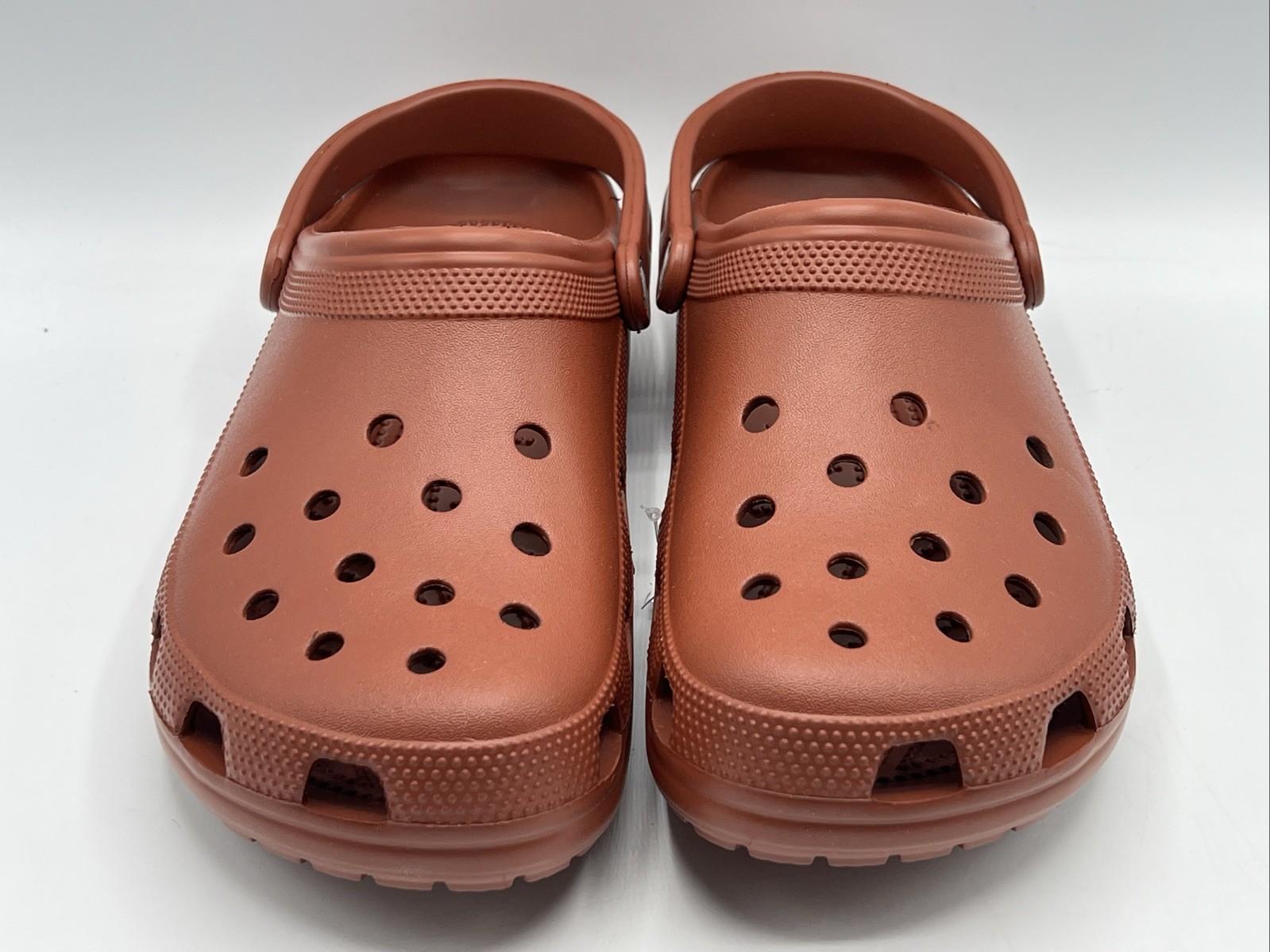 Crocs Men Size 9 Classic Clogs Rust Brown 10001-862 – Brand New!