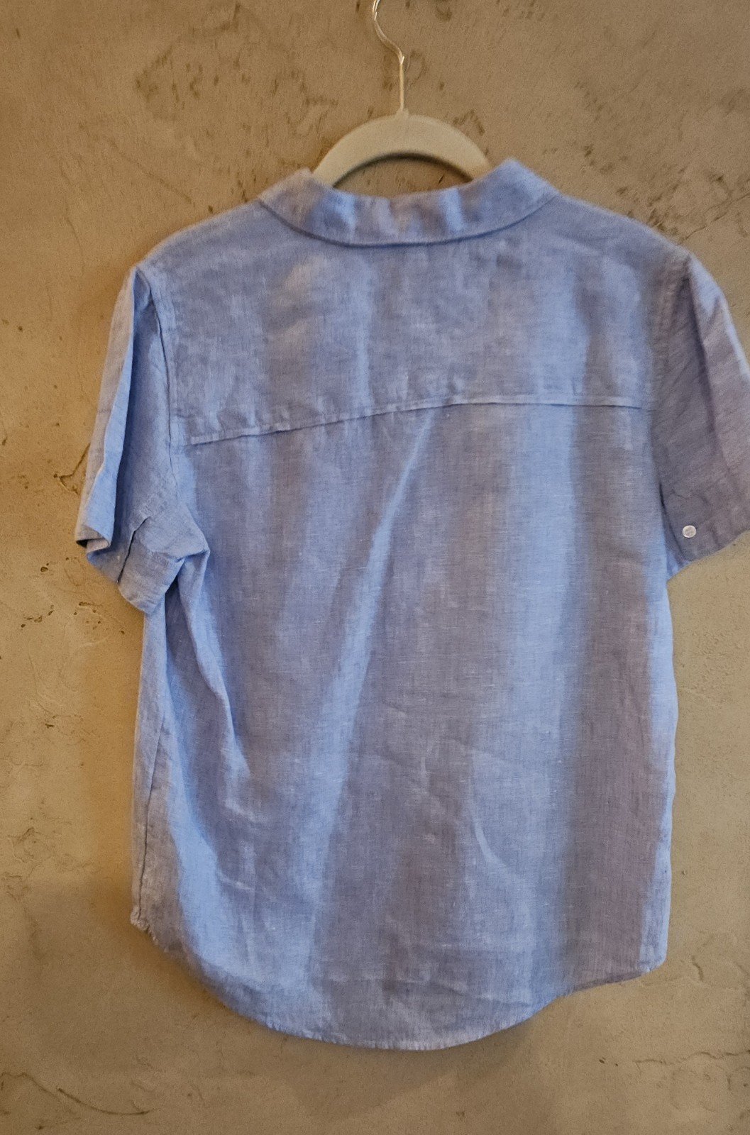 J.Crew Blue linen popover top features a v-neckline and short sleeves XXS