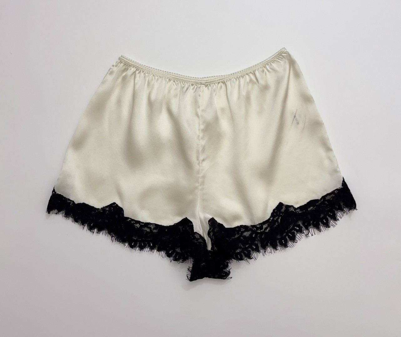 Women Doen Silk Lace Contrasting Wide Leg A-line Shorts