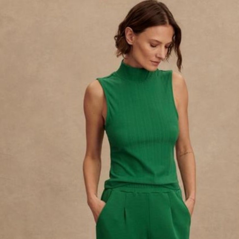 Varley Caley Fitted RibTank in Verdant Green L NWT Effortless Quiet Luxury