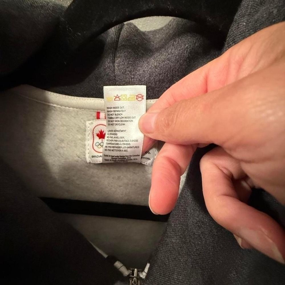 Hudson Bay Canada Official Olympic Zip Up Hoodie Gray Red Mens L Oversized