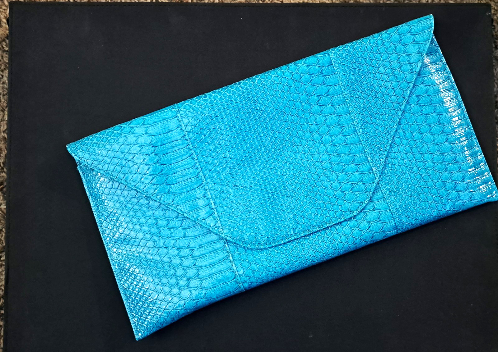 Blue Snakeskin Embossed Envelope Clutch Snap Closure w/ Detachable Strap