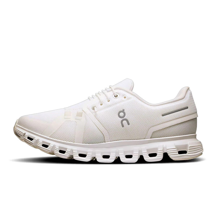 On. Women’s Cloud 6 White / White NWB – Freeshipping!