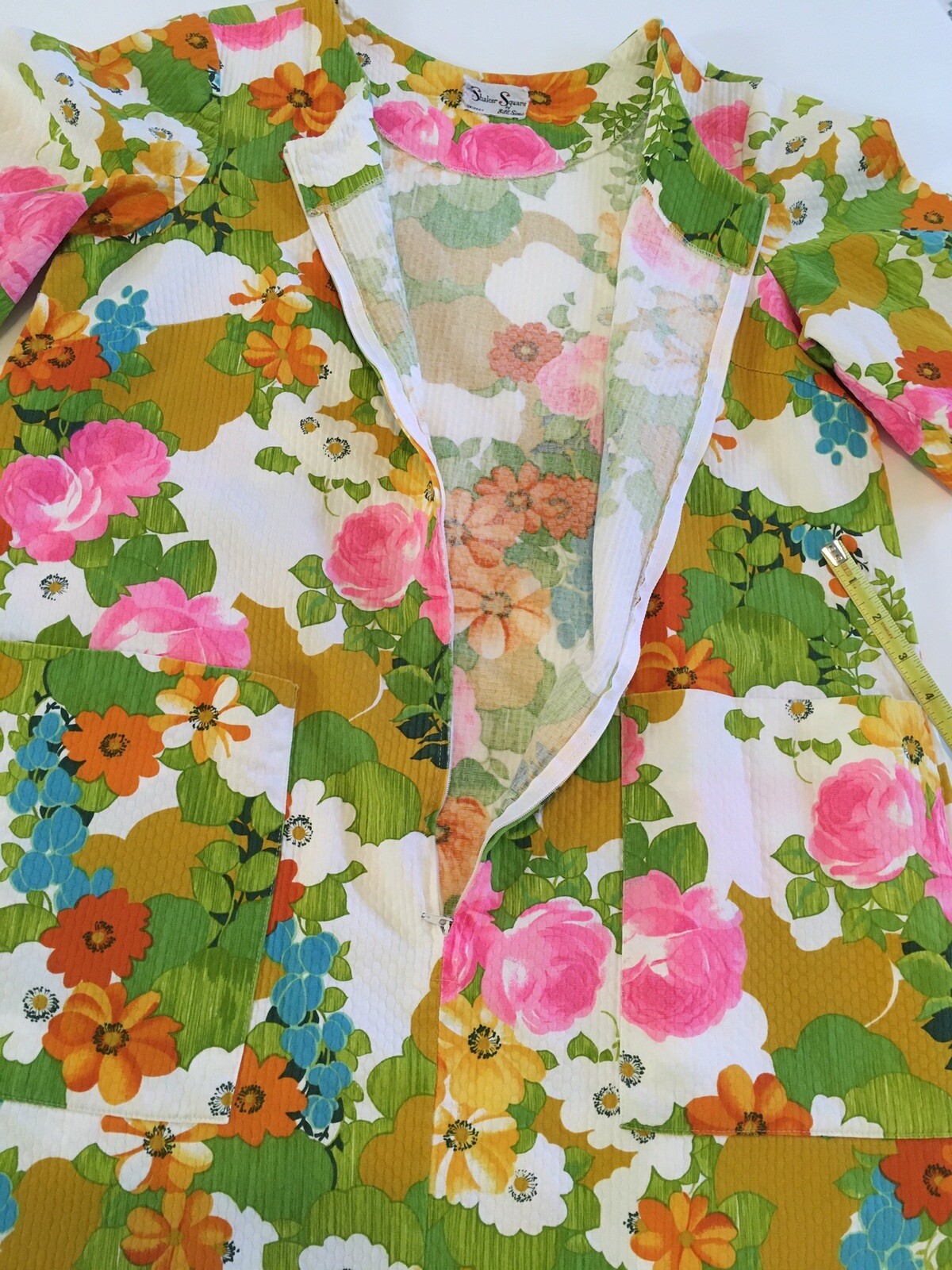 Shaker Square by Bill Sims Vintage Housecoat Front Pockets Metal Zip 60s M/L