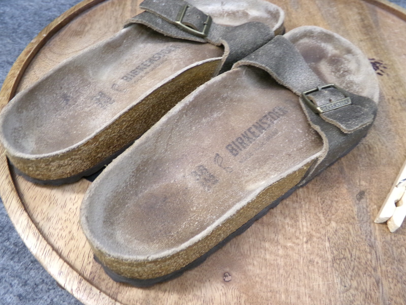 Birkenstocks Madrid Big Buckle Washed Metallic Gold Sandals Size 38 US 7 Reg.
