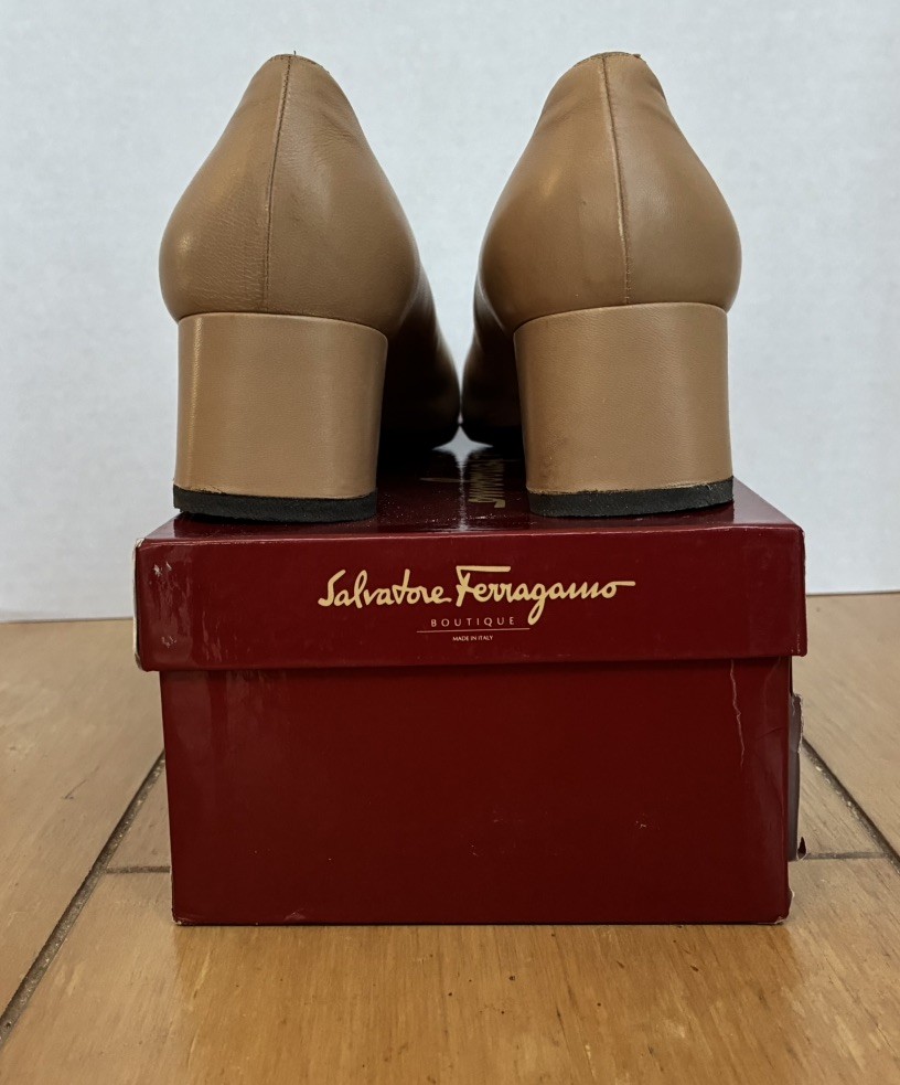 Salvatore Ferragamo Marisa 4cm 0240300 Sand Nappa Kid Nero Size 9