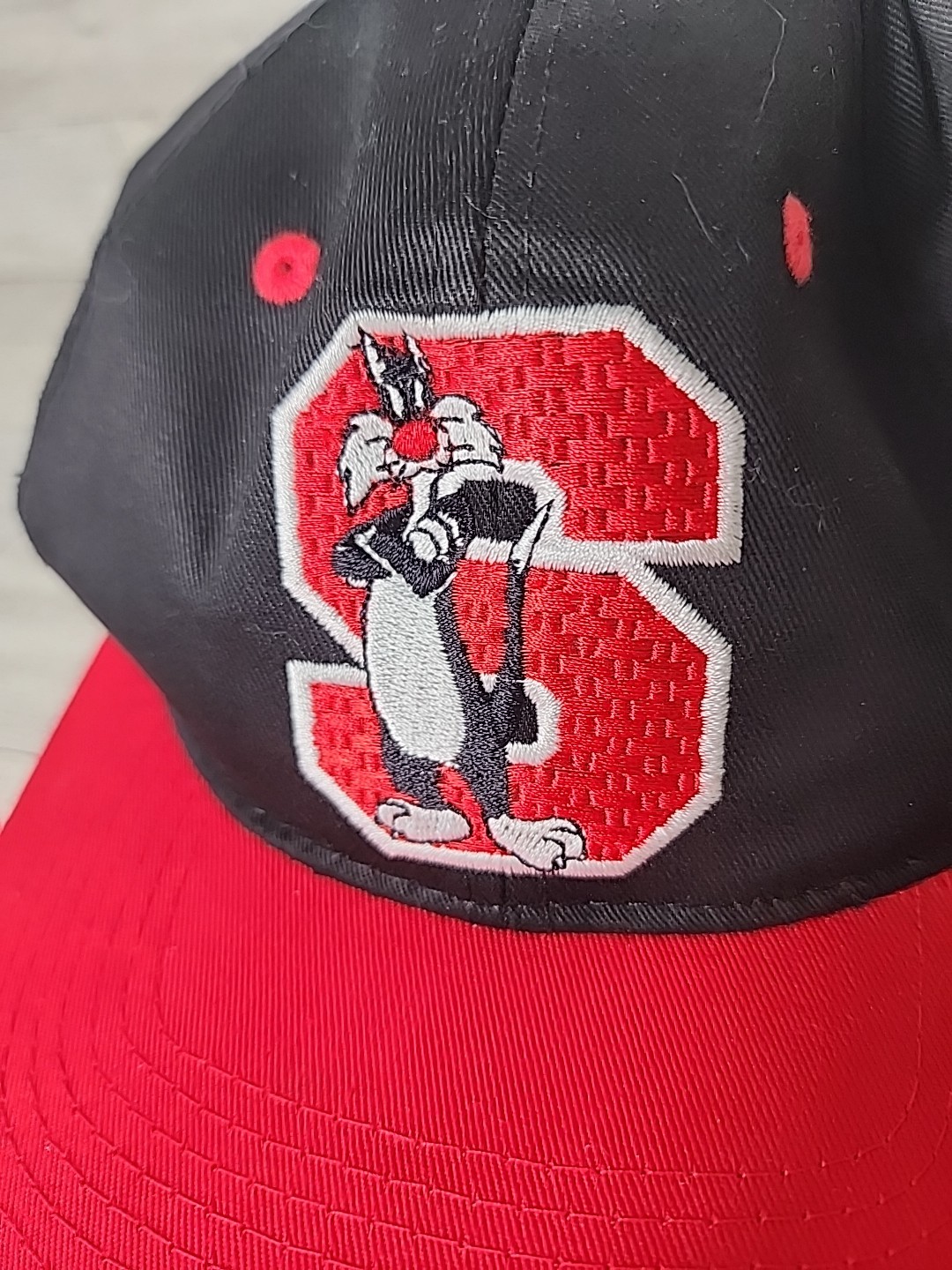 Vintage 1993 Looney Tunes Sylvester Hat Letterman Logo Snapback Warner Bros 90s