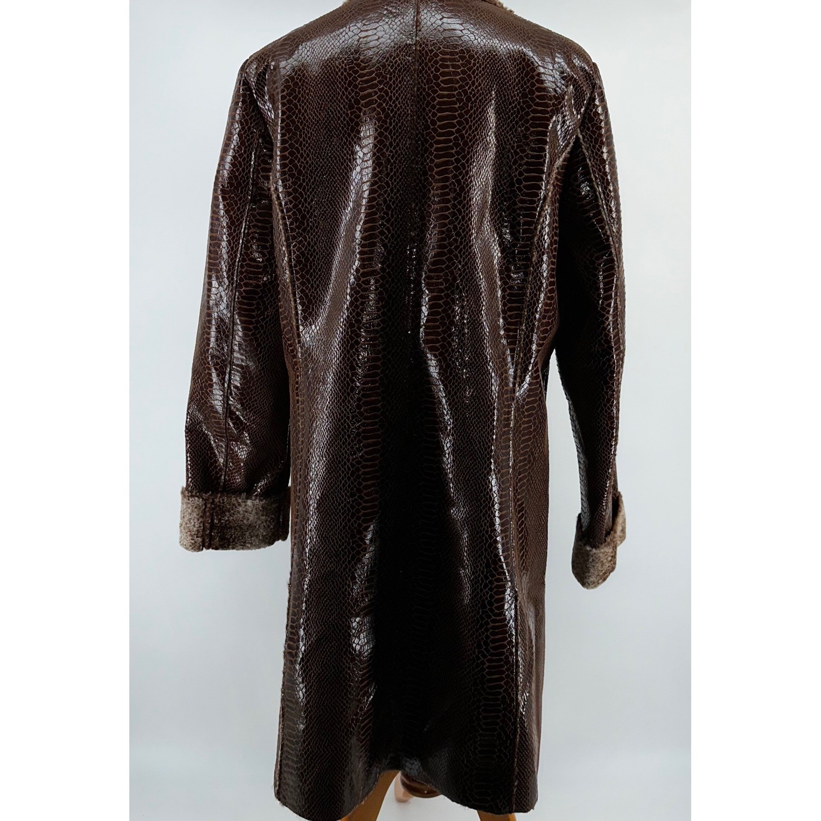 New Dennis Basso Snakeskin Faux Fur Trim Coat Brown Shiny Unique Outerwear M