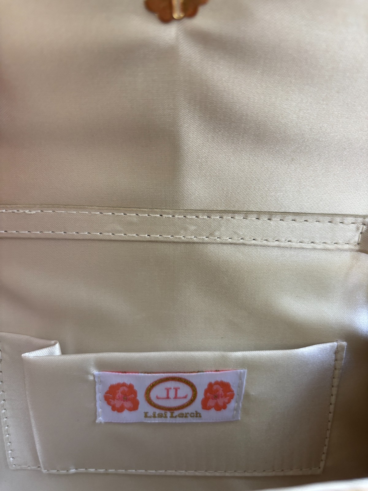 LISI LERCH Nautical Scalloped Straw CLUTCH Or Crossbody Seashell Emblem