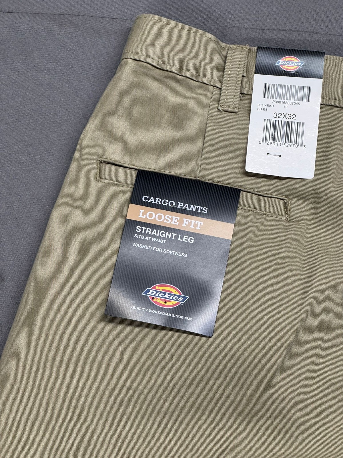 Dickies Men’s Loose-fit Cargo Work Pant Style 2321, Khaki