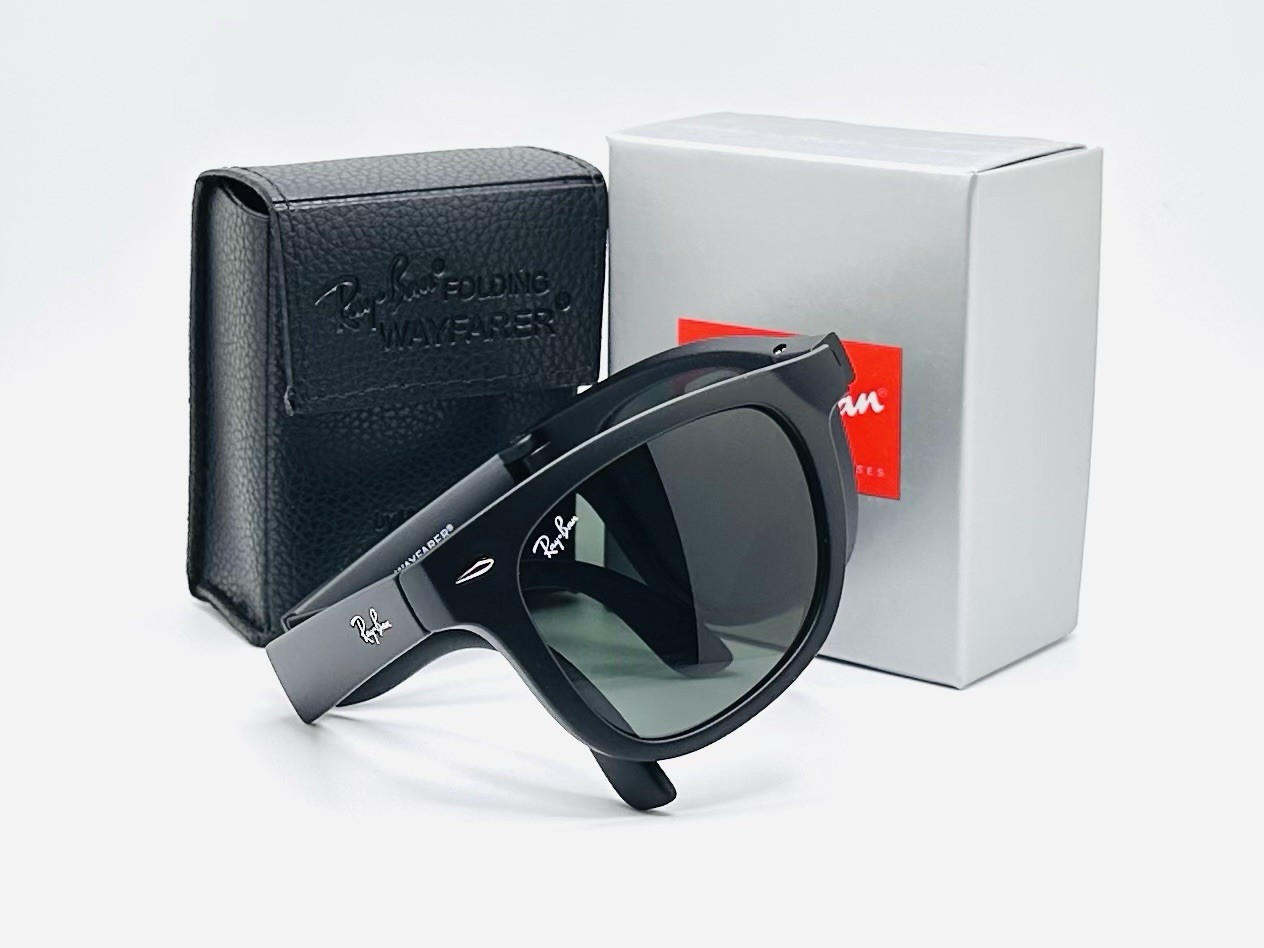 Ray-Ban Wayfarer Folding RB4105 50mm Sunglasses – Matte Black Frame/ Green Lens