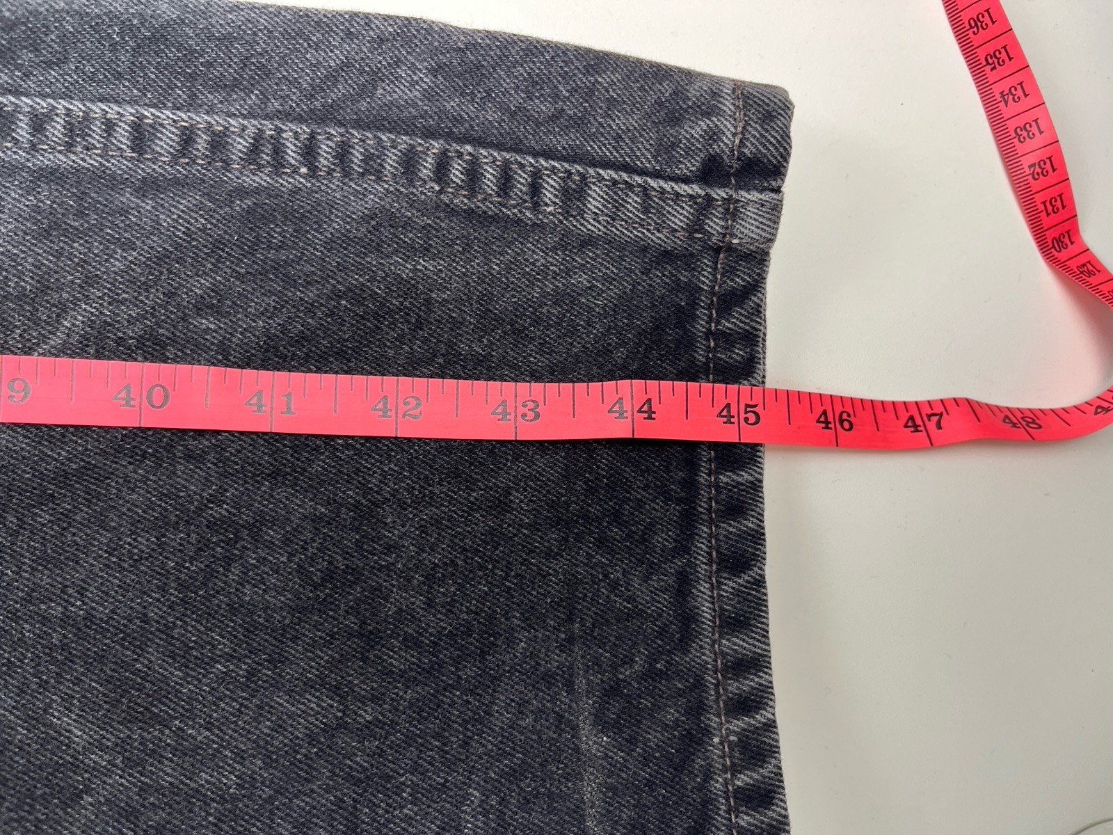Vintage Levi’s 550 Men’s Black Denim Size 33×36 Relaxed Fit USA Made 90’s Jeans