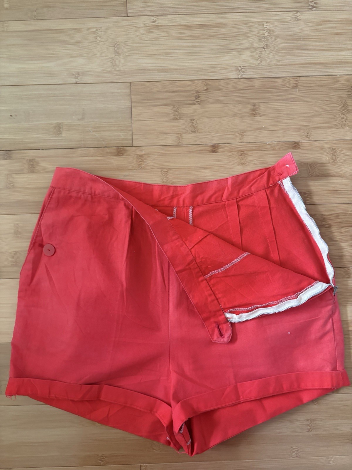 VTG Red Rockabilly 50s Shorts Hot Pants W 28”