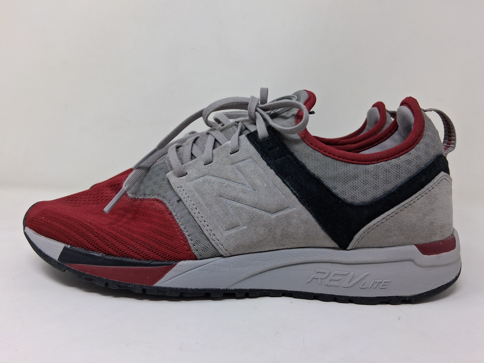 NWOB New Balance 247 Running Shoes Size 10 Mens Red Gray Marblehead Scarlet