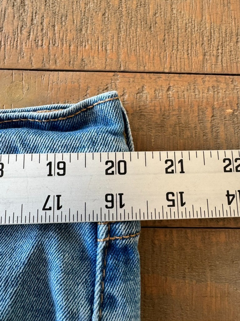 Levi’s Men’s 511 Perfectly Worn-In Jeans 40x 30