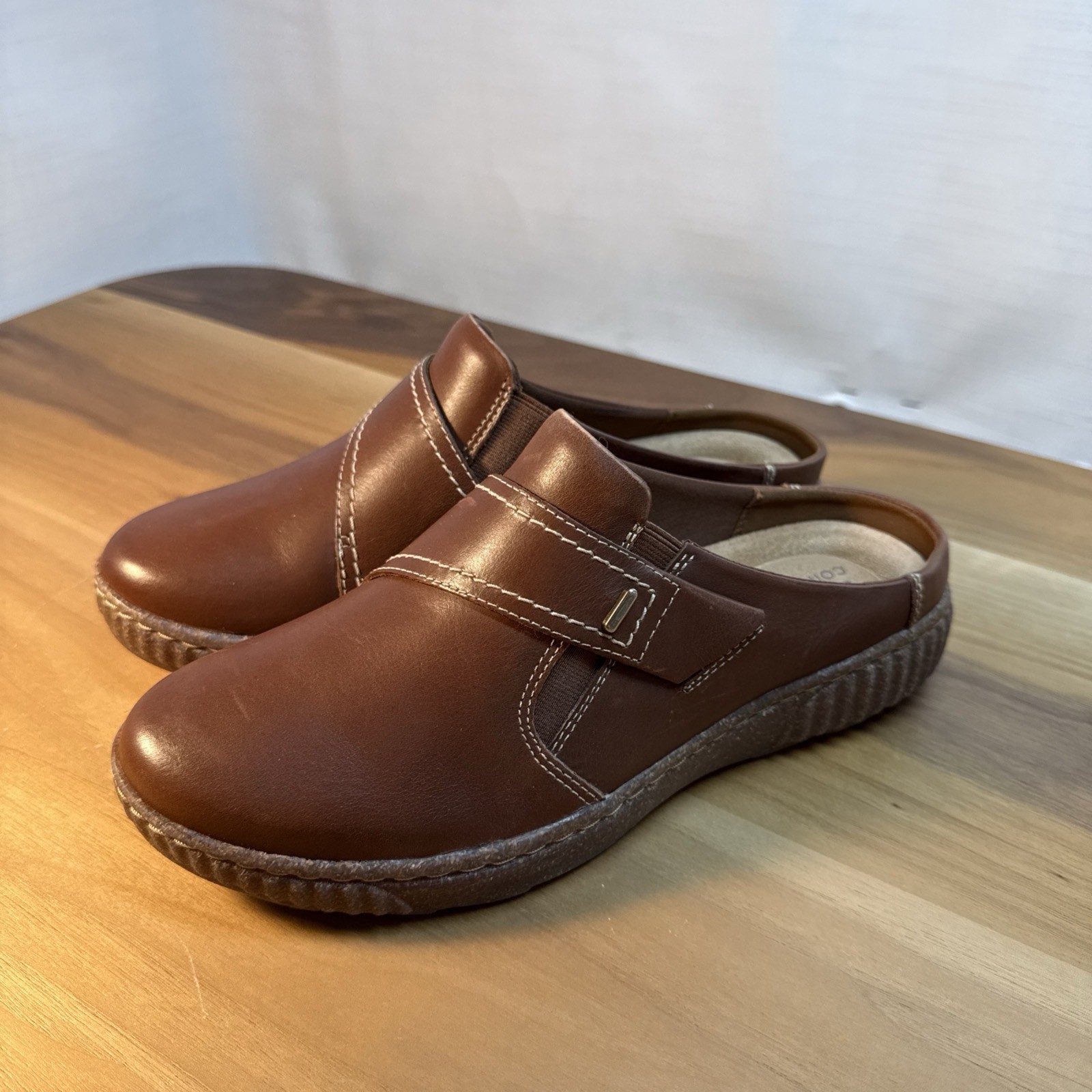 Clarks Women’s Caroline Bay Leather Clogs Mules Shoes size 8.5 Brown Comfort