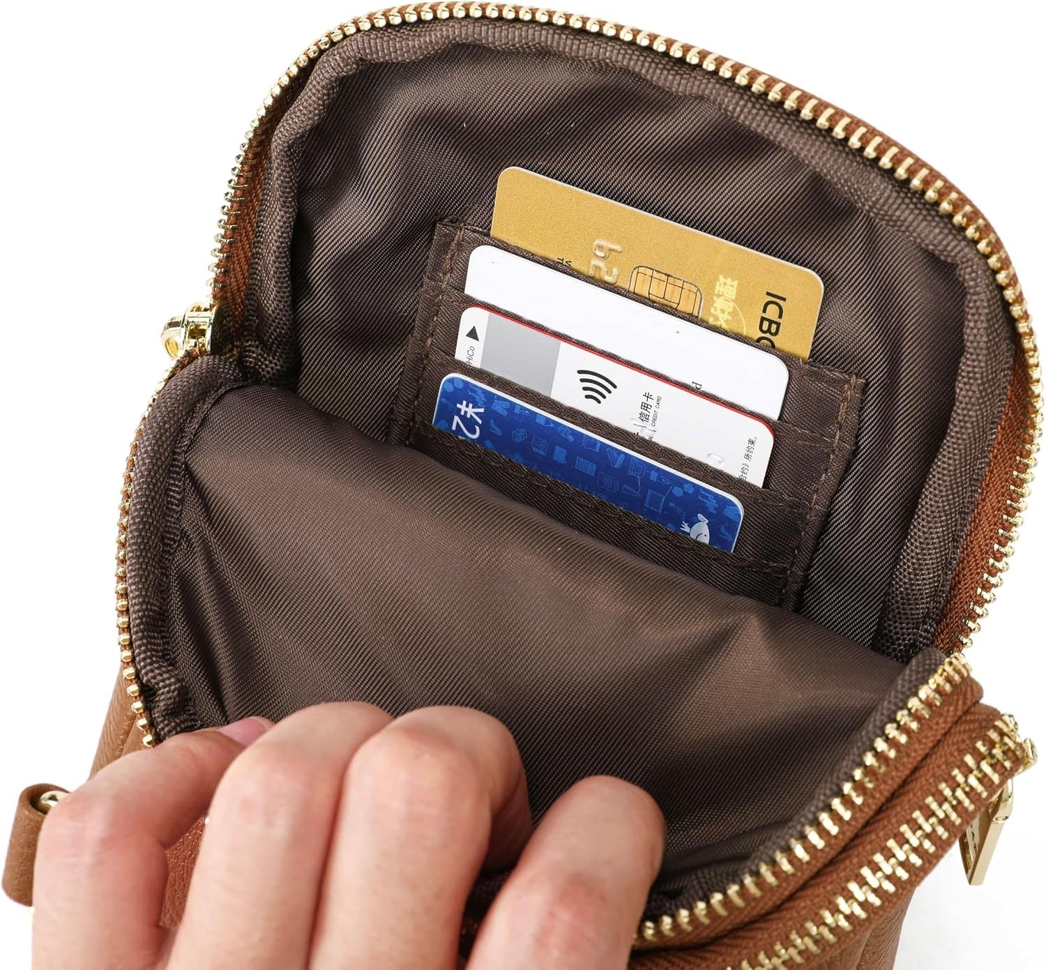 Durable Leather Sling Bag – Your Travel Companion for City Adventures