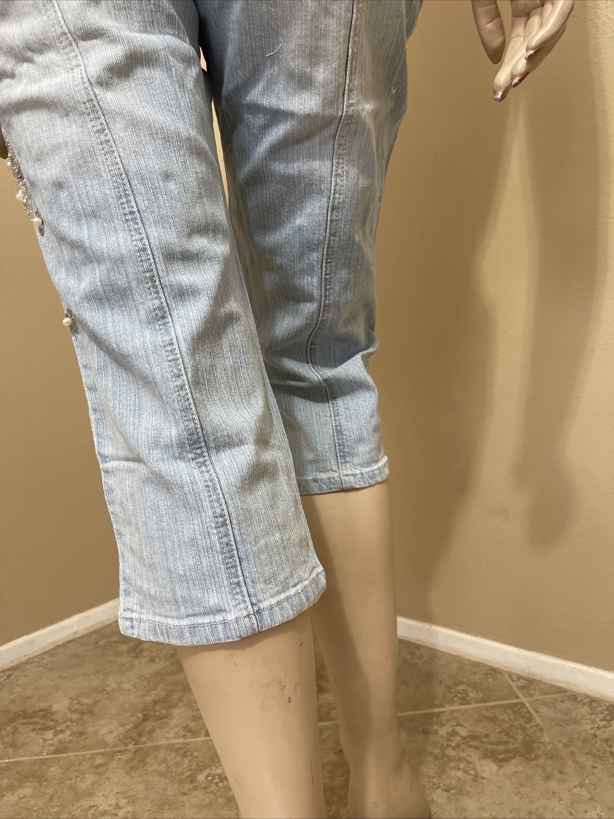 Women’s Light Blue Cotton Casual Beaded Pearls Glitter Zipper Size L Pants Capri