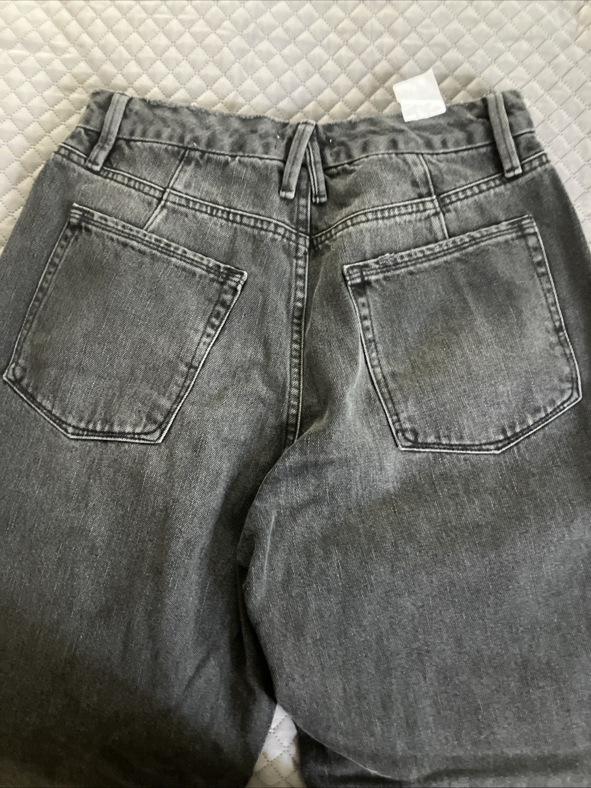 Good American Black Skinny Jeans 8/29 GNDU999BT Distressed